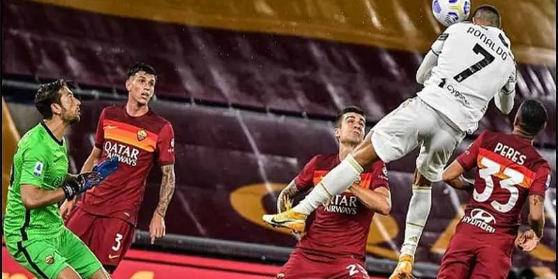 Sở hữu cú đúp rất xuất sắc nhưng hat-trick vẫn là màn trình diễn hoàn hảo hơn