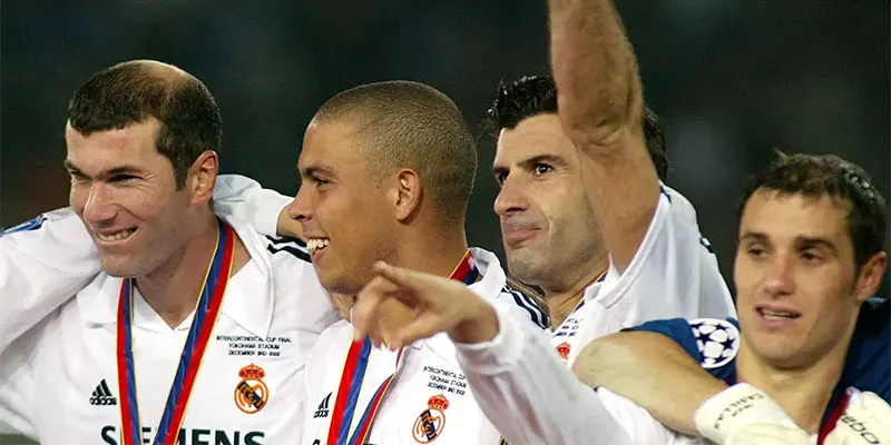 Khám phá thuật ngữ Galacticos là gì để hiểu rõ sự khuấy động một thời